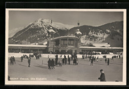 AK Davos, Schlittschuhläufer Auf Der Eisbahn  - Davos