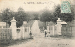 D9637 Garches Entrée Du Parc - Garches