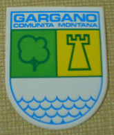 AUTOCOLLANT GARGANO - COMUNITA MONTANA - BLASON - REGIONALISME - Adesivi