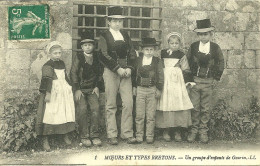 56  MOEURS ET TYPES BRETONS - UN GROUPE D' ENFANTS DE GOURIN (ref 8564) - Other & Unclassified