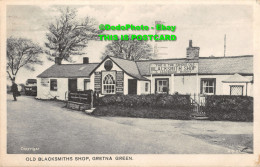 R453900 Old Blacksmiths Shop Gretna Green. G. G. 21. Post Card. 1936 - Welt