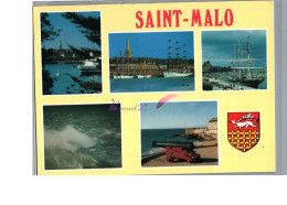 SAINT MALO 35 - Le Car Ferry Bassin Vauban Les Trois Mâts Français Le Belem à Quai Tempête Sur Le Mole Canon - Saint Malo