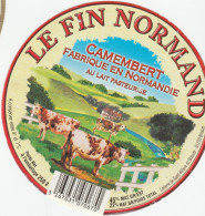 1 ETIQUETTE  CAMEMBERT   GILLOT   ST HILAIRE DE BRIOUZE  ORNE - Käse