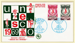 06003 / FDC Soie UNESCO Emission Spéciale DROITS DE L'HOMME Par MARISCALCHI 1er Premier Jour PARIS 8 Mars 1969 F.D.C - 1960-1969