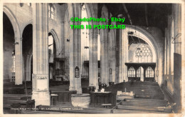 R454053 Ludlow. St. Laurence Church. From Aisle To Nave. Walter Scott. RP - Monde