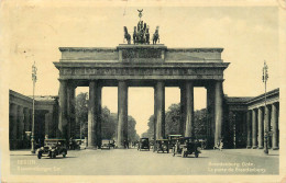 Postcard Germany Berlin Brandenburg Gate - Otros & Sin Clasificación