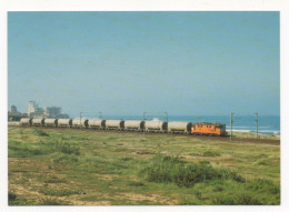 LOCOMOTIVE SÉRIE 2501/2515 REMORQUE UN TRAIN COMPLET DE CIMENT DE ALHANDRA À VILA NOVA DE GAIA - ESPINHO AVRIL 1987 - Trains