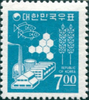 Korea South 1966 SG646 7w Factory, Fish And Corn MNH - Korea (Süd-)