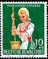 RFA Poste Obl Yv: 169 Mi:298 Wohlfahrtsmarke Paysannne (Beau Cachet Rond) - Used Stamps
