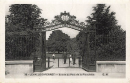 D9666 Levallois Perret Entrée Du Parc De La Planchette - Levallois Perret