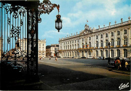 54 - Nancy - La Place Stanislas - L'Hotel De Ville - Le Grand Hotel - Automobiles - Carte Neuve - CPM - Voir Scans Recto - Nancy