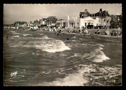 14 - VILLERS-SUR-MER - LA PLAGE ET LE CASINO - CINEMA - Villers Sur Mer