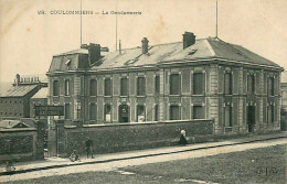 Cpa COULOMMIERS 77 La Gendarmerie - ELD 28 - Coulommiers