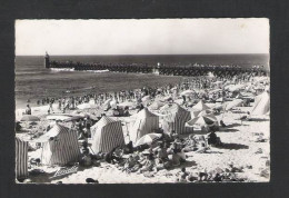 CAPBRETON - La Plage Et La Jetée Du Phare  (FR 20.163) - Capbreton