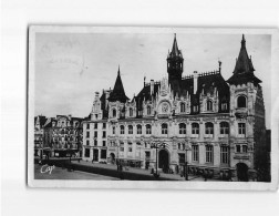 MEZIERES : Hôtel De Ville - état - Other & Unclassified