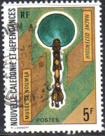 Nle-Calédonie Poste Obl Yv: 383 Musée De Nouméa Hache Ostensoir (Beau Cachet Rond) - Used Stamps