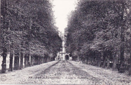 77 - Seine Et Marne -  FONTAINEBLEAU -  Le Palais - Avenue De Maintenon - Fontainebleau