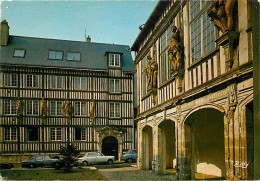 76 - Rouen - L'Hôtel D'Etancourt  Partiellement Reconstitué De Part Et D'autre De La Rue D'Amiens - Automobiles - CPM -  - Rouen