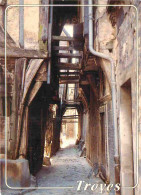 10 - Troyes - Ruelle Des Chats - CPM - Carte Neuve - Voir Scans Recto-Verso - Troyes