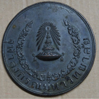 THAILANDE Médaille Université Chulalongkorn 1967, 50e Anniversaire - Monarquía / Nobleza