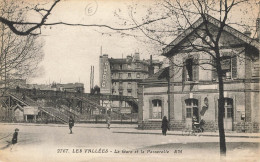 D9725 Les Vallées La Gare Et La Passerelle - Sonstige & Ohne Zuordnung