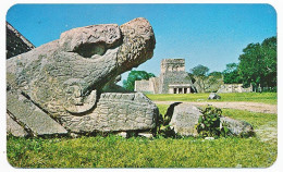 CPSM / CPM 8.5 X 14 Mexique (1) Chichen Itza Cabeza De La Serpiente Emplumada. Al Fondo El Templo De Los Jaguares * - México