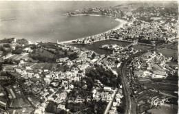 SAINT JEAN DE LUZ  Vue Aérienne Ensemble De Ciboure ,le Port ,la Plage Pilote Et Operateur R HENRARD  RV - Saint Jean De Luz