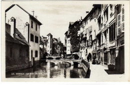 74 / ANNECY - Le Quai De L'Ile - Annecy