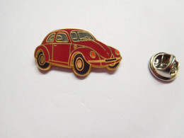 Beau Pin's En Zamac , Auto VW VAG Volkswagen , Coccinelle , Signé Made In France - Volkswagen