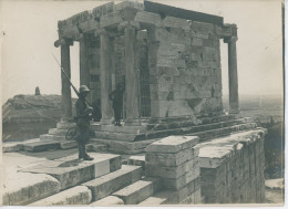 Temple De La Victoire à Athènes Avec Militaire De L'armée De L'Orient Autour De 1917,format 13/18 - Krieg, Militär