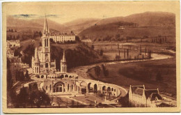 CPSM 9 X 14 Hautes Pyrénées  LOURDES La Basilique Vue Du Chateau Fort  P. D. - Lourdes