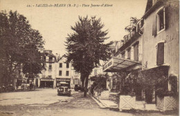 SALIES De BEARN  Place Jeanne D' ArcCommerces Coiturs Attelages RV - Salies De Bearn