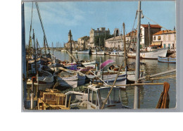 LE GRAU DU ROI 30 - Le Canal Du Midi Et La Nouvelle Eglise Bateau 1969 - Le Grau-du-Roi