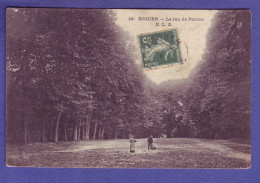 95 - ECOUEN - LE JEU DE PAUME - ANIMEE -  - Ecouen