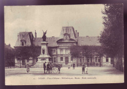 08 - SEDAN - PLACE D'ALSACE - MUSEE - ECOLE MATERNELLE - ANIMEE - - Sedan