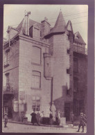 23 - AUBUSSON - PLACE Des HALLES - ANIMEE - - Aubusson