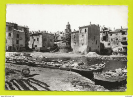 83 SAINT TROPEZ N°65 38 Le Port Des Pêcheurs Barques Filets Immeubles En Mauvais état VOIR DOS Et Flamme En 1962 - Saint-Tropez