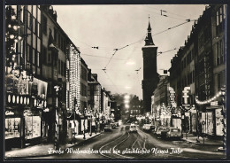 AK Würzburg, Strassenpartie Mit Kirche Und Festlicher Dekoration, Weihnachts- Und Neujahrskarte  - Würzburg