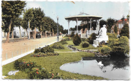 47 - MARMANDE - Boulevard Gambetta - Kiosque à Musique - Semi Moderne PF - Marmande