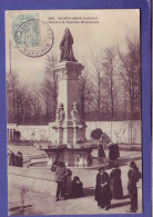 56 - SAINTE ANNE D'AURAY - ENTRÉE à La FONTAINE MIRACULEUSE - ANIMÉE - - Sainte Anne D'Auray