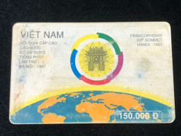 Vietnam This Is A Vietnamese Cardphone Card From 2001 And 2005(hoi Nghi Cap Cao- 150 000dong)-1pcs - Viêt-Nam