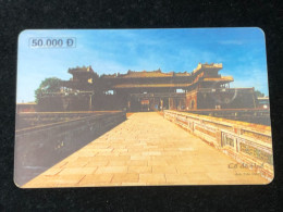 Vietnam This Is A Vietnamese Cardphone Card From 2001 And 2005(co Do Hue- 50 000dong)-1pcs - Vietnam