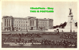 R454978 Buckingham Palace And Queen Victoria Memorial. London. LP431. Lansdowne - Andere & Zonder Classificatie