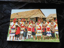 C-147 , MALAYSIE, MALAYSIA , Groups Of Pensiangan ,Traditional Customs, Sabah - Malesia
