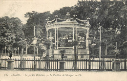 Postcard France Calais Le Jardin Richelieu - Calais