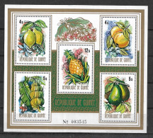 GUINEA REPUBLIC 1974 TROPICAL FRUITS  MNH - Farfalle