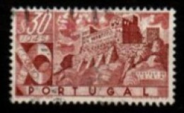 PORTUGAL  -   1946.  Y&T N° 676 Oblitéré   Château - Usati