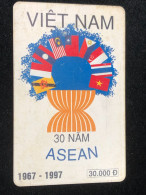 Vietnam This Is A Vietnamese Cardphone Card From 2001 And 2005(asean 1997- 30 000dong)-1pcs - Vietnam