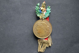 Médaille Cavalcade De St LEU D'ESSERENT 2 Avril 1905 - Otros & Sin Clasificación