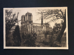 Paris - Notre Dame Vue De Saint Julien Le Pauvre - 75 - Notre Dame De Paris